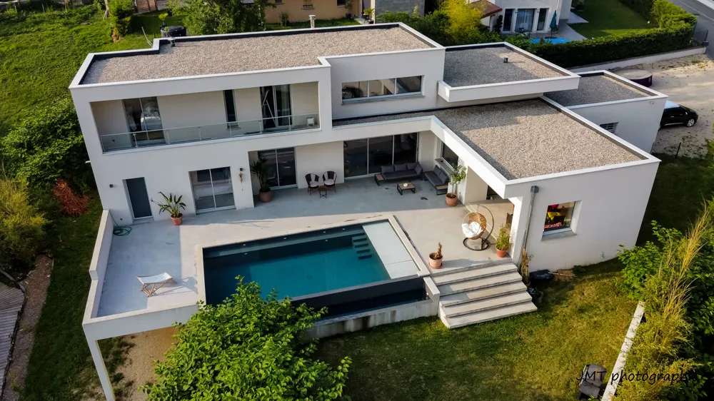 La maison vue du ciel